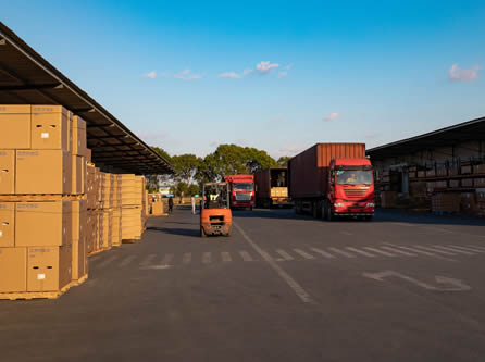 国际公路汽运